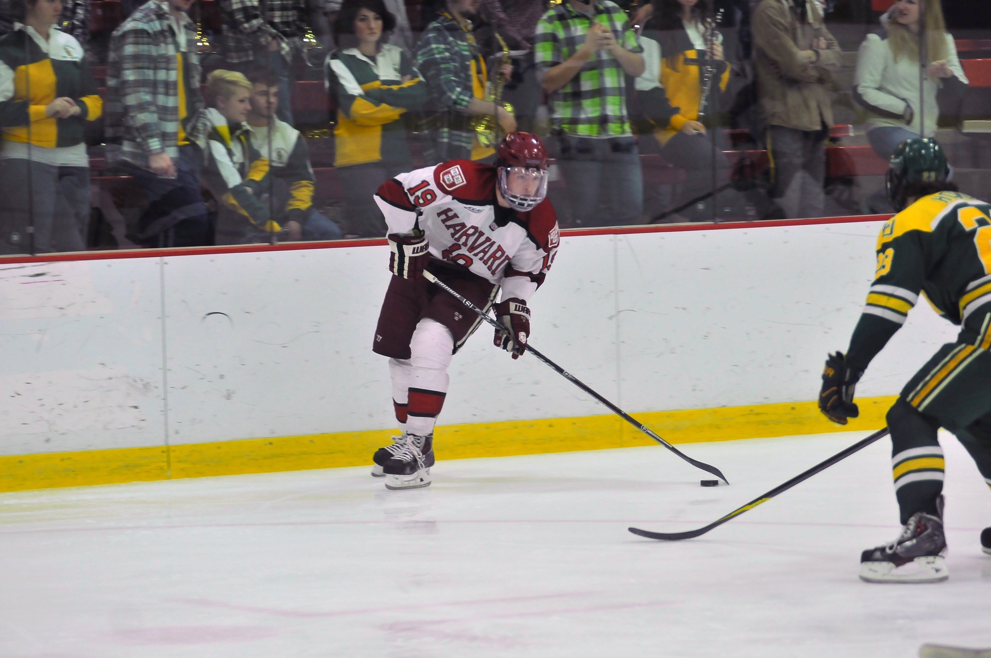 Sophomore forward Jimmy Vesey did it all for the men’s hockey team over the weekend. The Massachussetts native scored three goals and added another assist as the Crimson split its matches, losing to No. 6 Quinnipiac before beating Princeton 5-3 on the road.