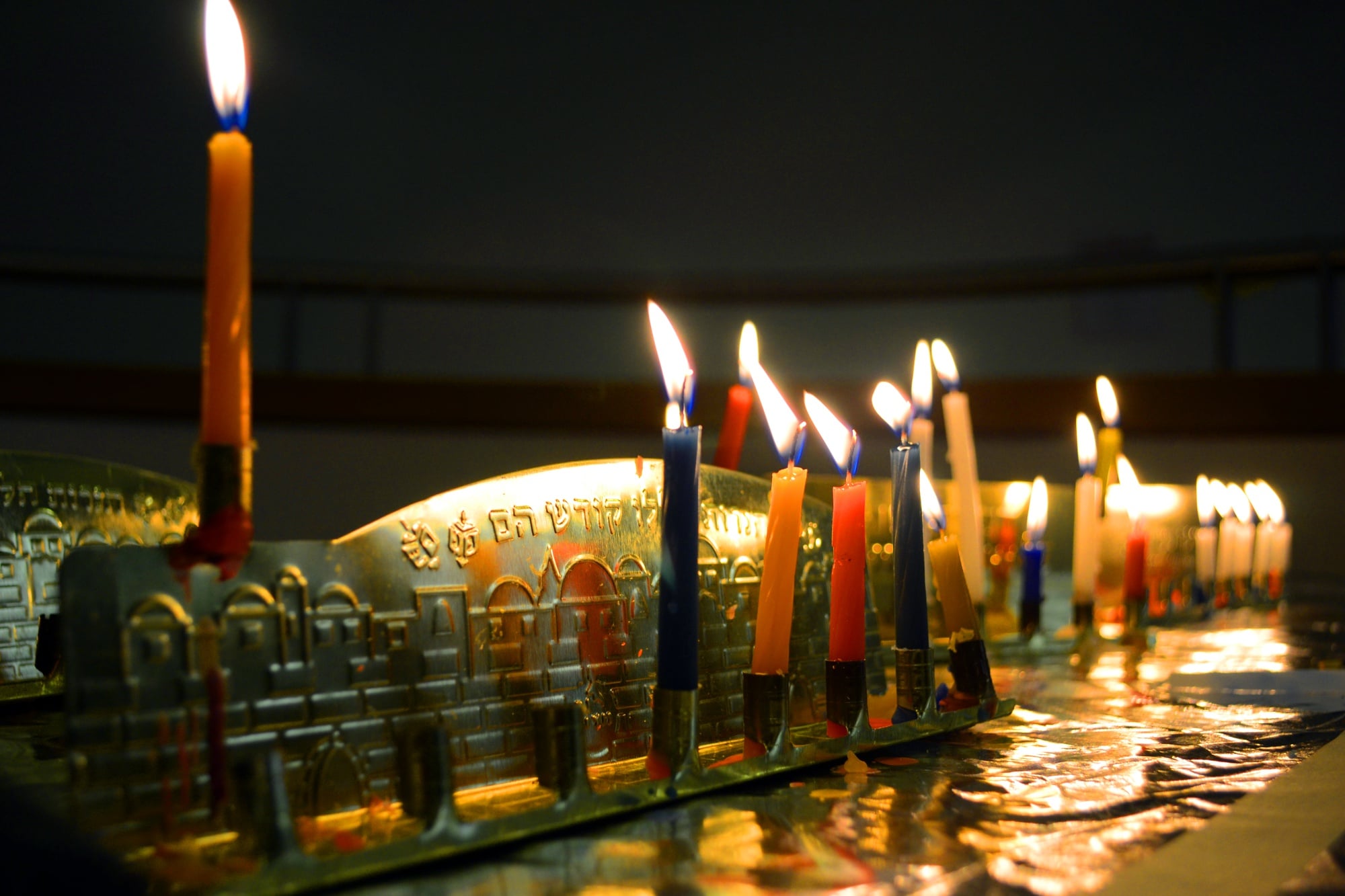 Hillel celebrates the fifth night of Chanukah by allowing students to light a candle on their own menorah near the entrance. Hillel provided Chanukah services throughout the Thanksgiving break for students staying on campus.