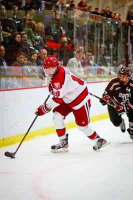 Cover image for Men's Hockey Drops Close Contest at Dartmouth