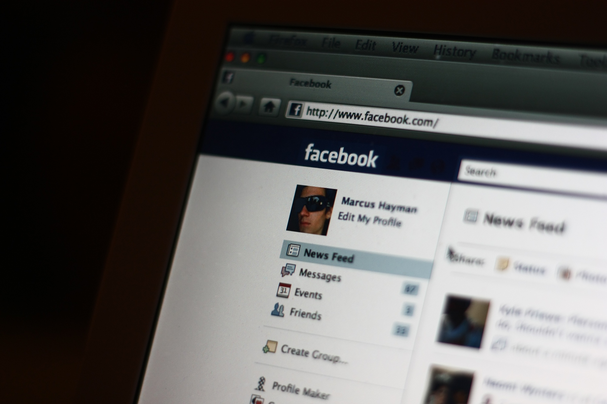 High school seniors have tried several tricks to hide their online profiles from college admissions officers. Photo from Wikimedia Commons.