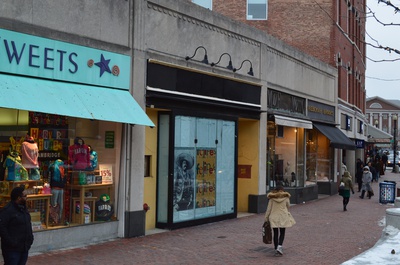 Cover image for Following Closures, New Year Brings New Eateries to the Square