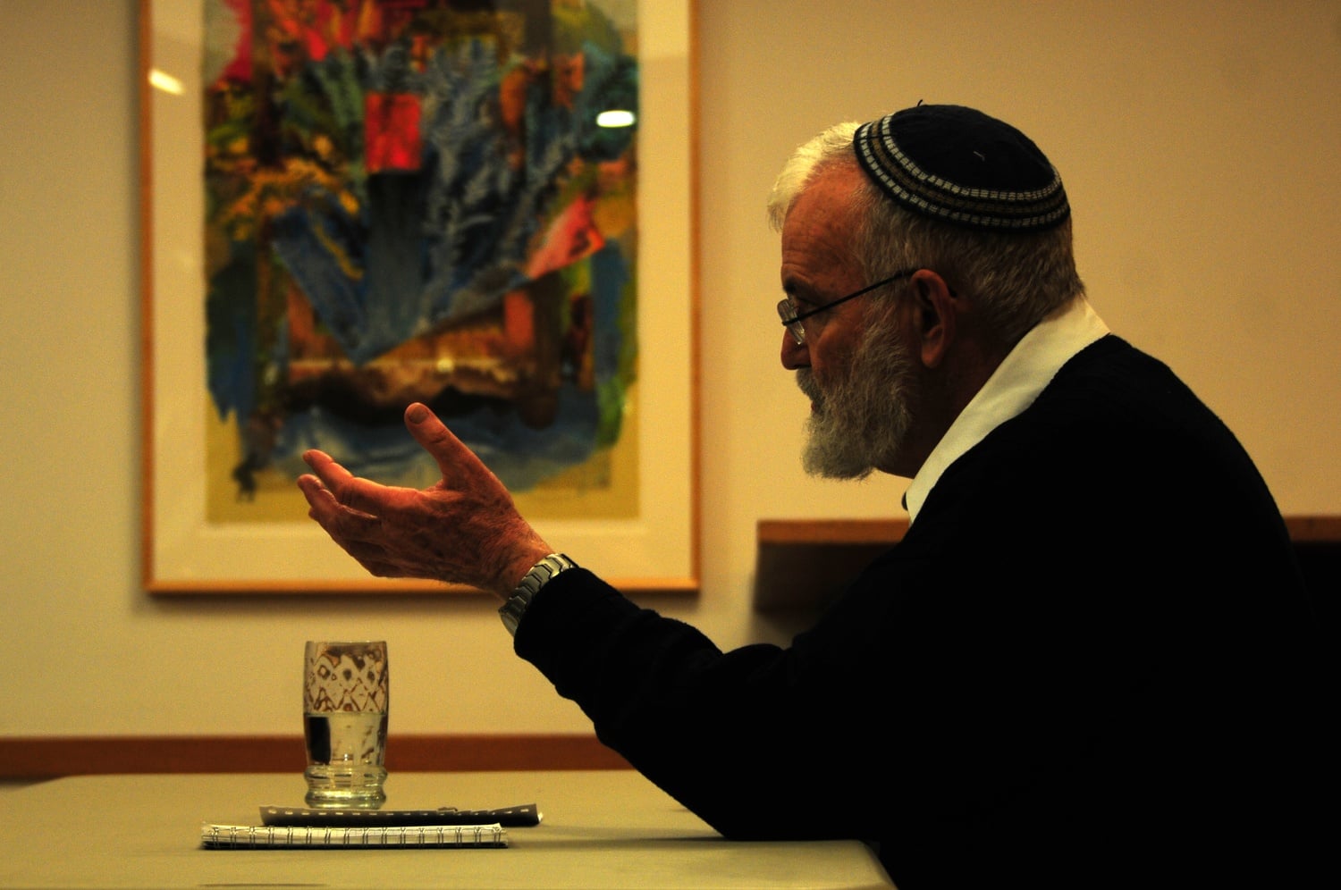 Major General Yaakov Amidor of the Israel military speaks and answers questions at the Harvard Hillel on Monday, Jan. 27. Amidor is currently on a consulate tour throughout the United States. 