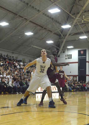 Cover image for Kyle Casey #30 v. Yale