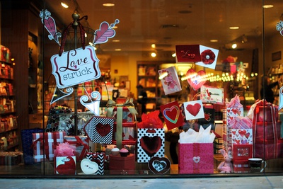 Cover image for Best V-Day Date Spots on Campus