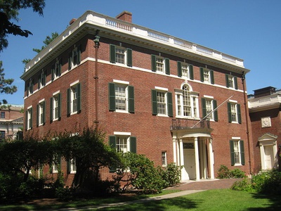 Cover image for Riding Fundraising Wave, Harvard Posts Small Surplus