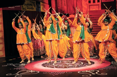 Cover image for Ghungroo