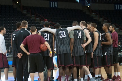 Cover image for Expectations Mount as Experts Pick Crimson