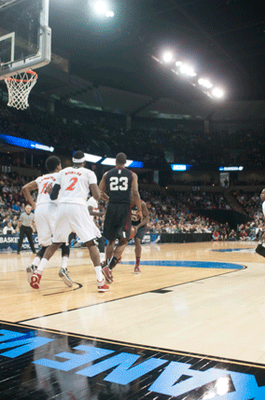 Cover image for Harvard Pulls Off Upset, Defeats Cincinnati, 61-57