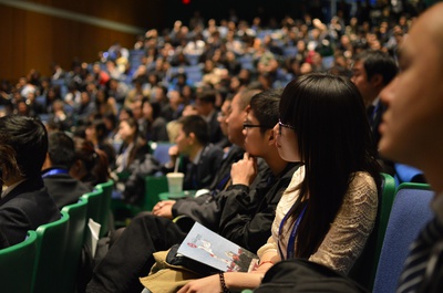 Cover image for Annual China Forum Packs Science Center 