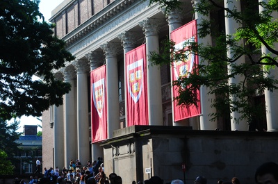 Cover image for Commencement 2014