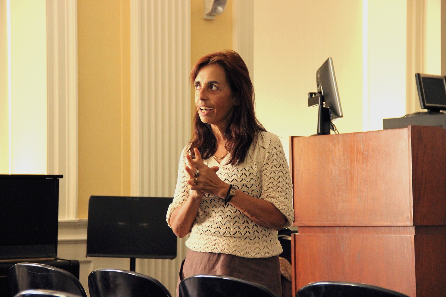 Eleni Bastea, of the University of New Mexico, shares personal anecdotes and poems as part of her lecture on identity and homeland in the Aegean. She spoke Monday afternoon in Harvard Hall.