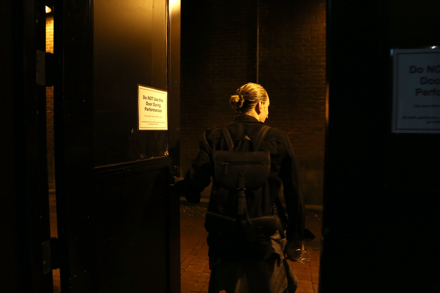 Mauriello leaves the Oberon to head home to Kirkland House. Along the way, he will run into his roommates and meet them for a late-night snack.