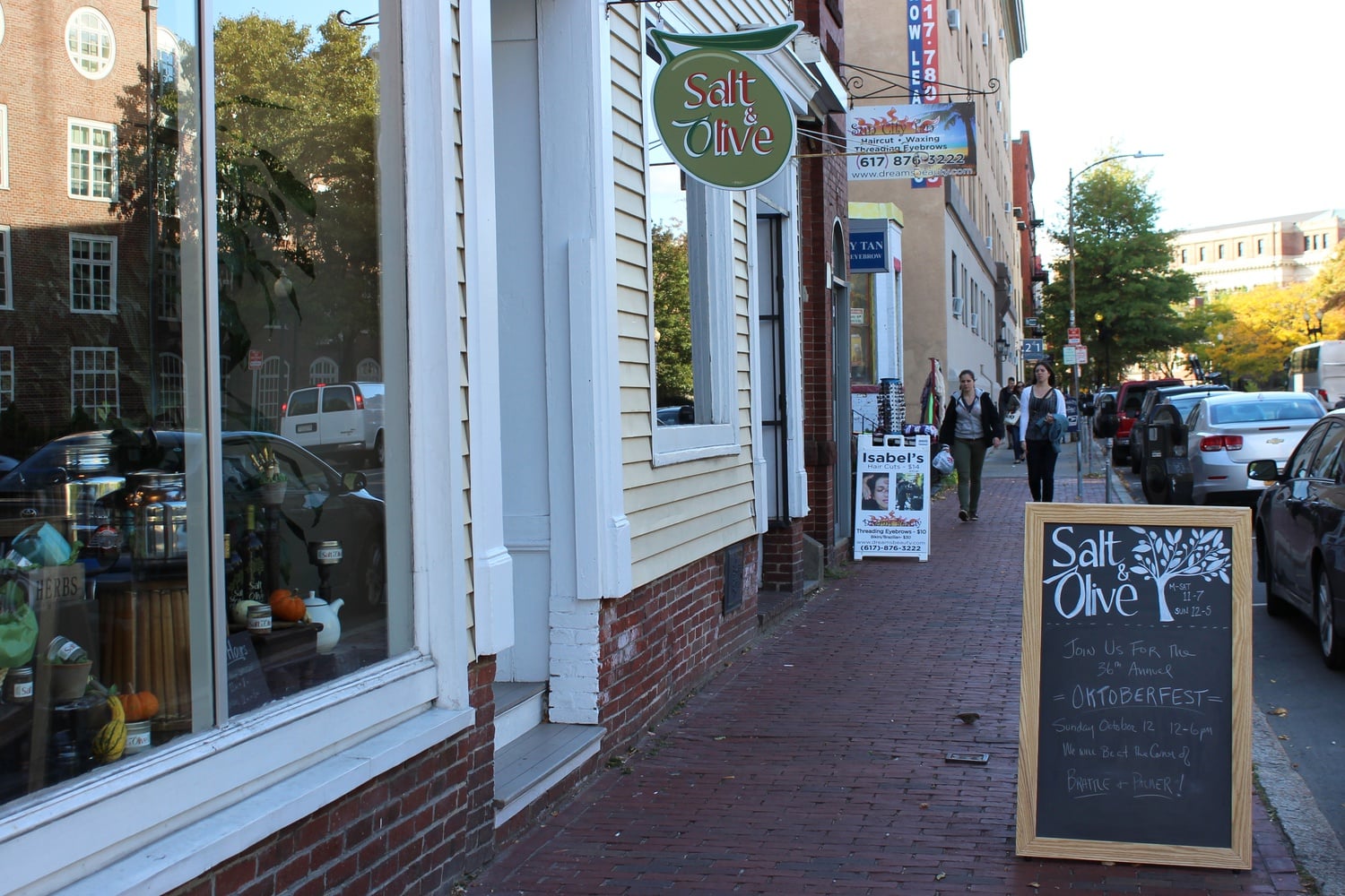 The exterior of Salt & Olive, located near Zinneken's on Massachusetts Avenue.