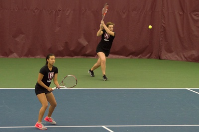 Cover image for Lee Advances to Semifinals, Fuels Women's Tennis in New Haven