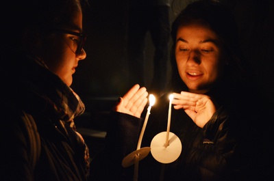 Cover image for Vigil Marks World AIDS Day