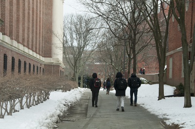 Cover image for Harvard Needs To Connect the Disciplines