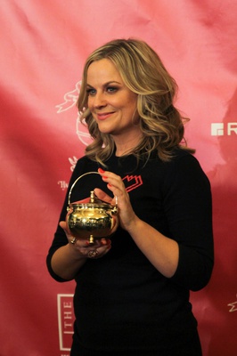Cover image for Poehler Celebrated as Pudding's Woman of the Year