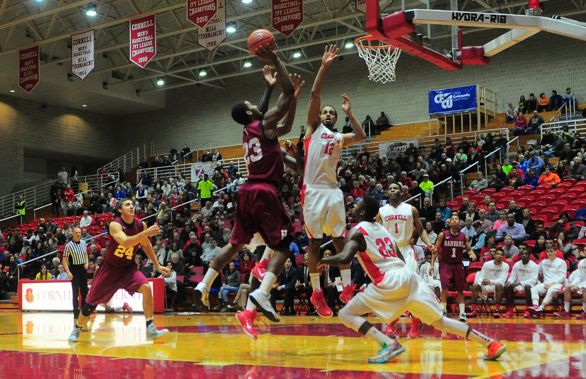 Senior wing Wesley Saunders had 19 points and 11 rebounds in the Crimson's loss to Cornell on Friday.