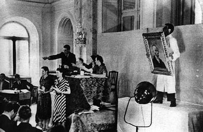 Cover image for Portrait of the Artist: Behind Van Gogh's 'Self-Portrait Dedicated to Paul Gauguin'