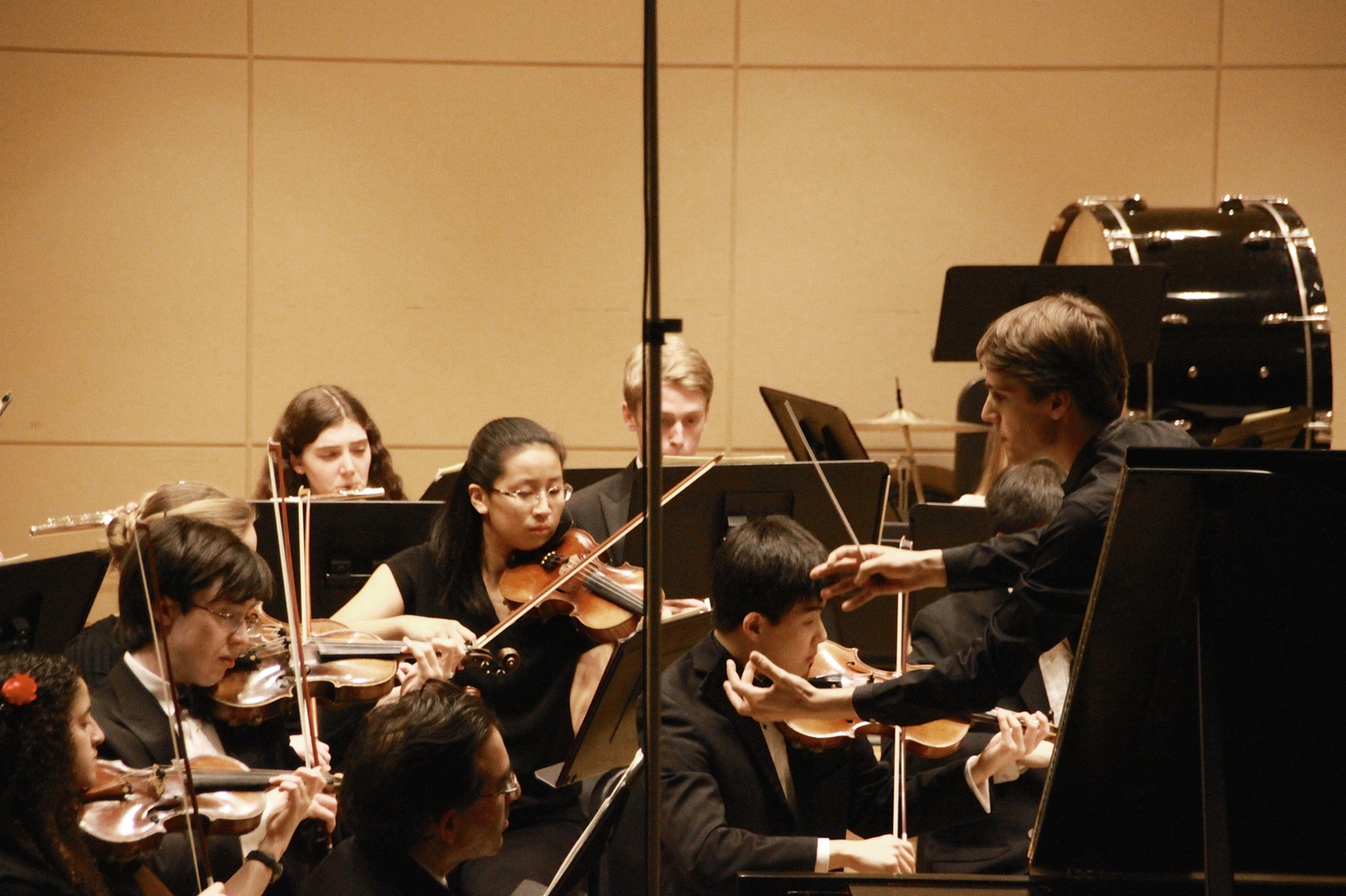 Sasha G. Scolnik-Brower '17 (far right) conducts the Bach Society Orchestra.