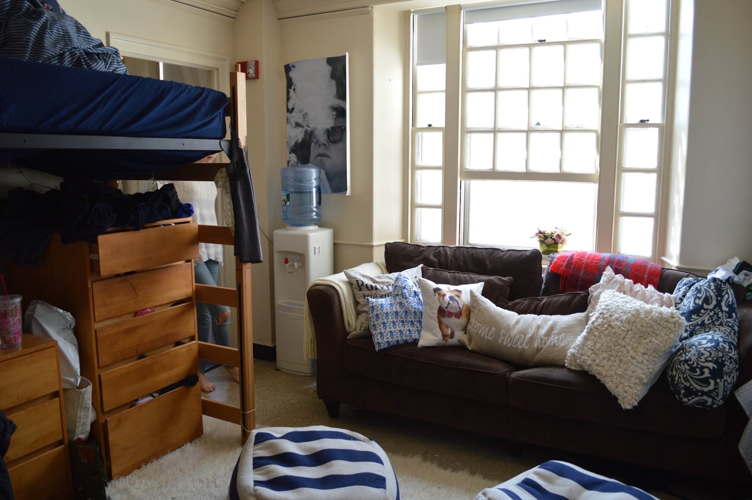 A sophomore common room in Lowell.