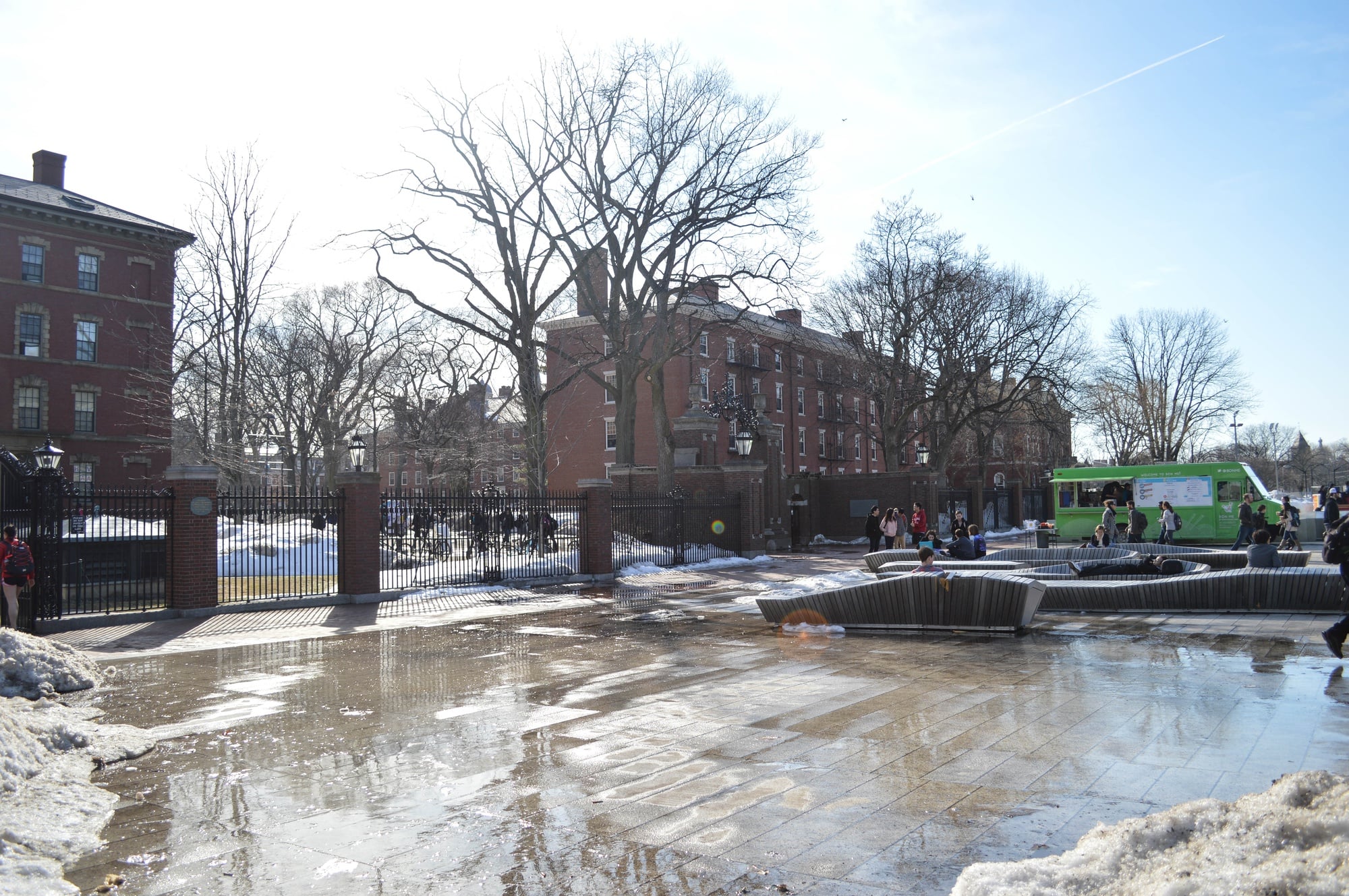 Typically held in Boston, the freshman formal for the Class of 2018 will be held in the Science Center Plaza following a banquet in Annenberg on April 29th this year. 