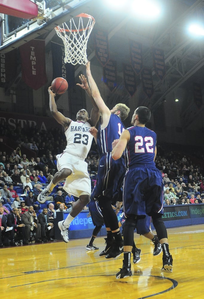 Harvard win, 63-38
