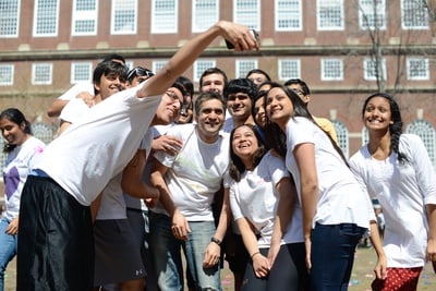 Cover image for Khurana Selfie