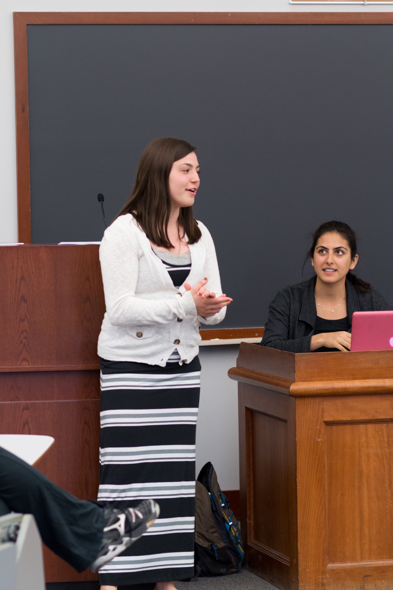 Harvard Project winner Savannah N. Fritz ’17 speaks to the Council about her plans for the “Freshman Enrichment Program” at the UC’s penultimate general meeting of the semester. 