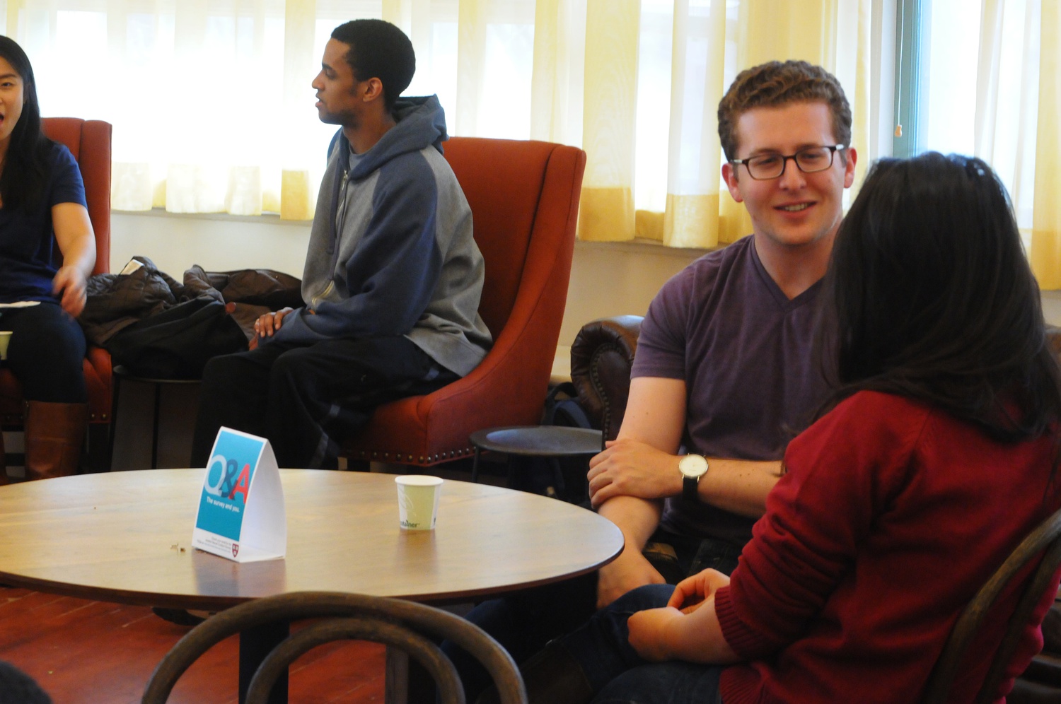 Members of the Class of 2015 took part in a “speed-friending” session organized by the Senior Class Committee, in which unacquainted peers asked one another personal questions from a provided list. “So many people I don’t know yet, so little time,” said Trever J. Brandt-Serif ’15 when asked why he chose to participate. 