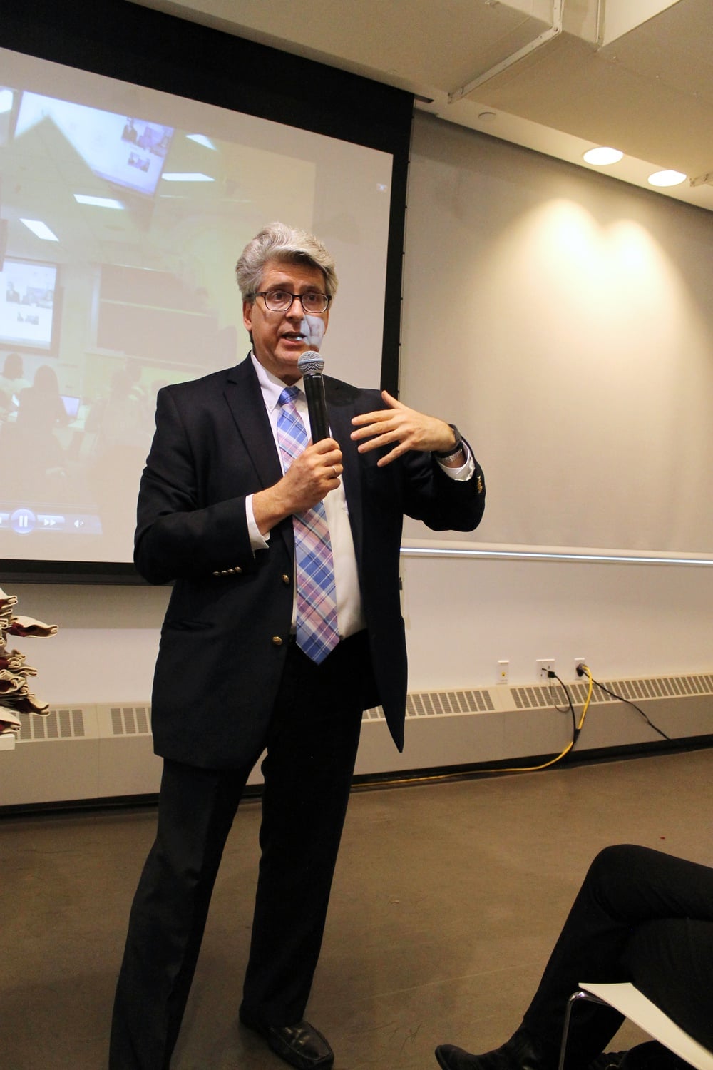 Fernando M. Reimers, Graduate School of Education professor of Education Innovation and Social Entrepreneurship in Comparative Perspective, speaks about the importance of revision in the entrepreneurial process on Friday morning at the final project fair for the class.