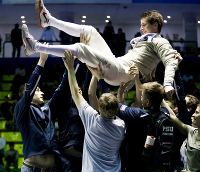 Cover image for Dershwitz the Champion