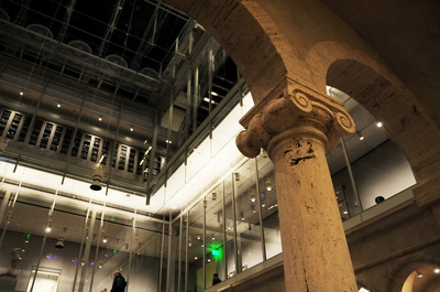 Cover image for Year in Photos Arts : Harvard Art Museums
