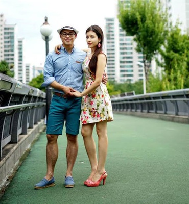 Cover image for Dina M. Perez ’15 and Moonhyung Kang