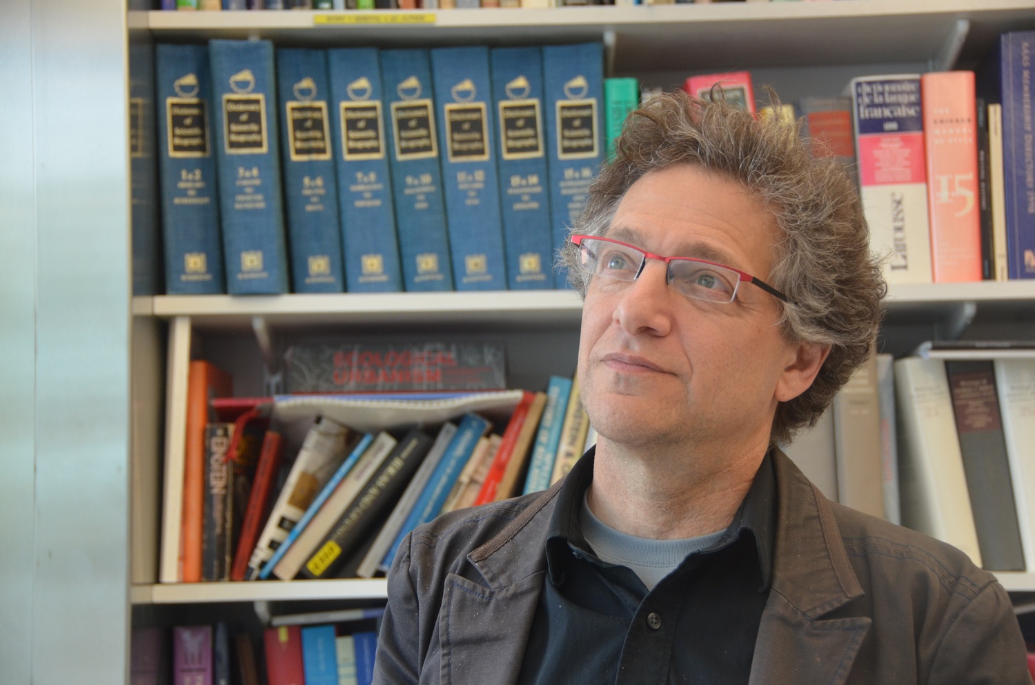History of Science professor Peter L. Galison teaches the HarvardX course based on SPU 17: “The Einstein Revolution.”
