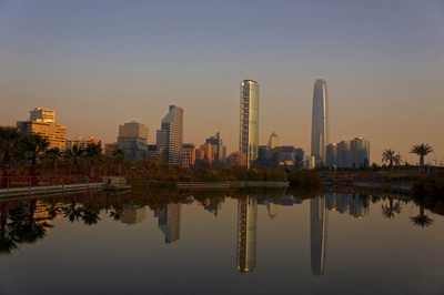Cover image for Parque Bicentenario