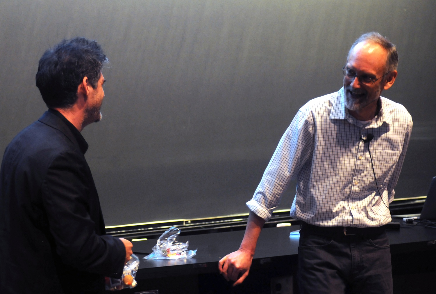 Food radio host Dave Arnold and food writer Harold McGee speak about their experiences with sugar on Monday evening. Their lecture “Thinking About Flavor” kicks off the Science and Cooking 2015 Lecture Series.