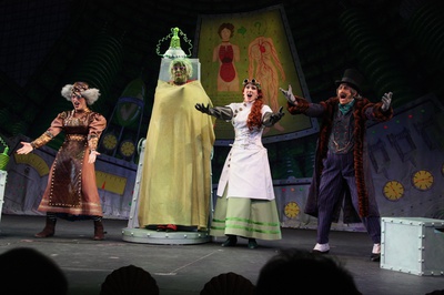 Cover image for Hasty Pudding Theatricals Protest