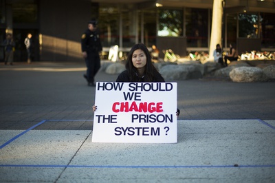 Cover image for In a World Without Prisons