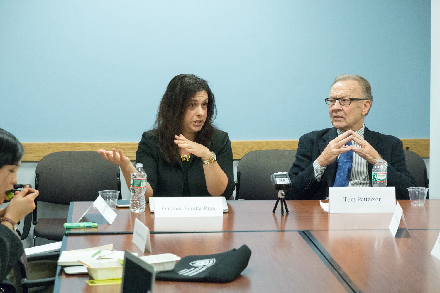 Garance Franke-Ruta, editor in chief of Yahoo Politics, holds a discussion at the Harvard Kennedy School about challenges that women in politics and political media face.
