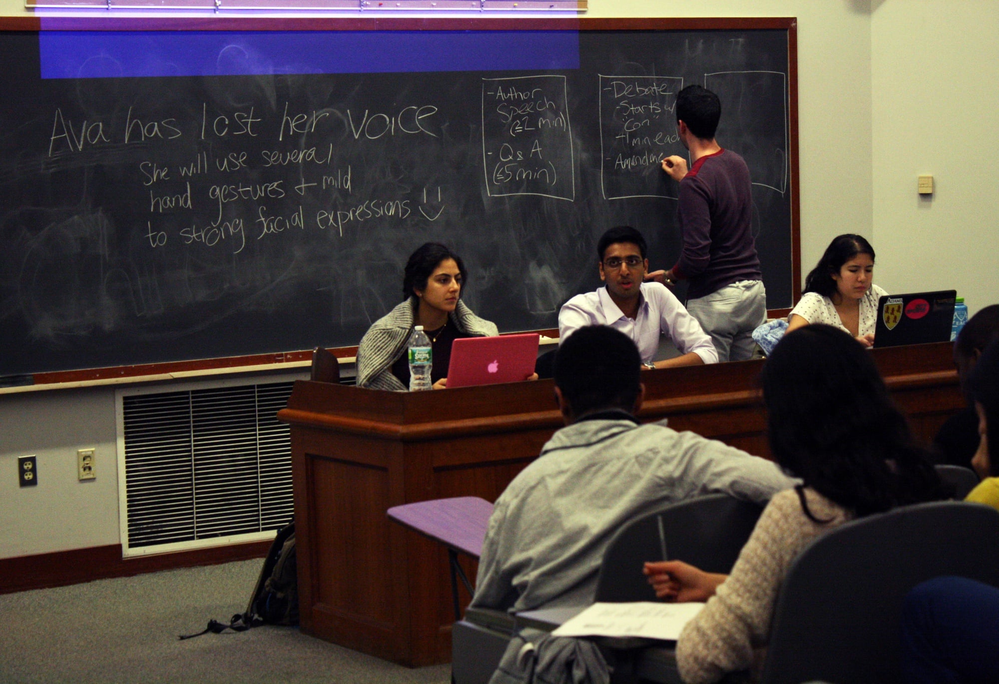 At its general session, the Harvard Undergraduate Council discusses a meeting held with University President Drew G. Faust this past week.