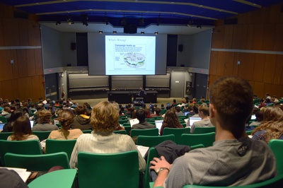 Cover image for  Technical Difficulties, Crowded Rooms Mark Semester’s Start