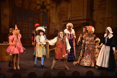 Cover image for Women Audition for Hasty Pudding for Third Year, None Receive Callbacks