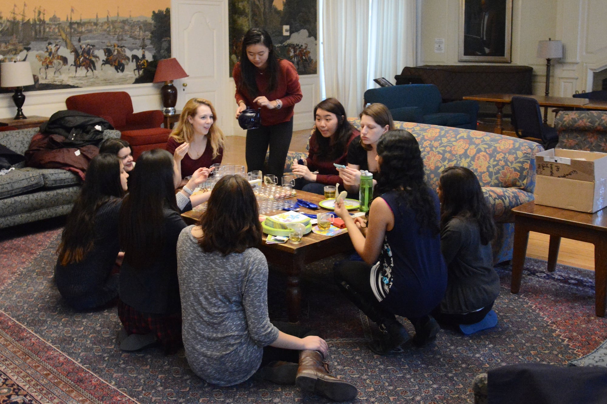 Women in Computer Science members discuss life with a career in computer science at a Mentorship Tea Party in Lowell JCR on Wednesday. WiCS hosts a series of events throughout the semester for fostering a community of technically-skilled women.