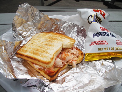 Cover image for Consider the Lobster (Sandwich)