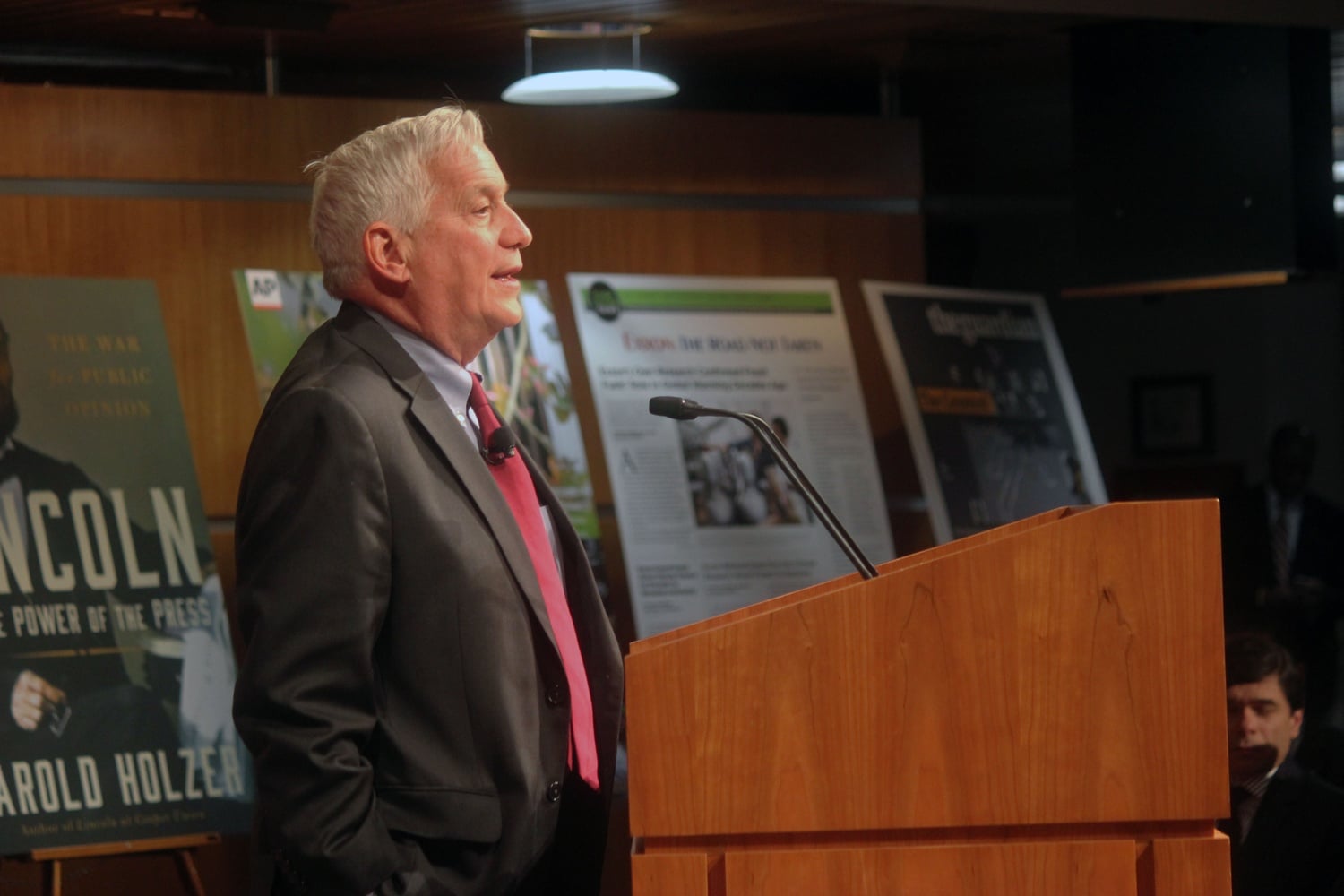 Walter Issacson gives the keynote address at the Goldsmith Awards in Political Journalism hosted by the Shorenstein Center on Media, Politics and Public Policy on Thursday evening evening. Issacson, who is also a Harvard Overseer, accepted the 2016 Goldsmith Career Award for Excellence in Journalism.
