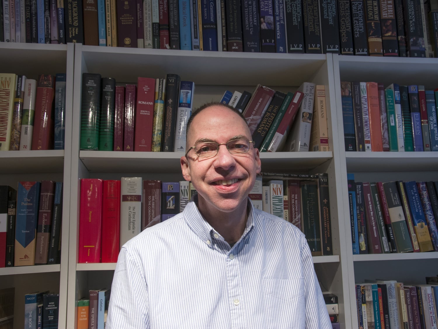 Don Weiss, the most senior member of HCFA’s ministry staff, leads semester-long bible courses for undergraduates.