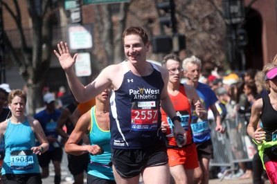 Cover image for Powered by Cheers, Students Run the 120th Boston Marathon