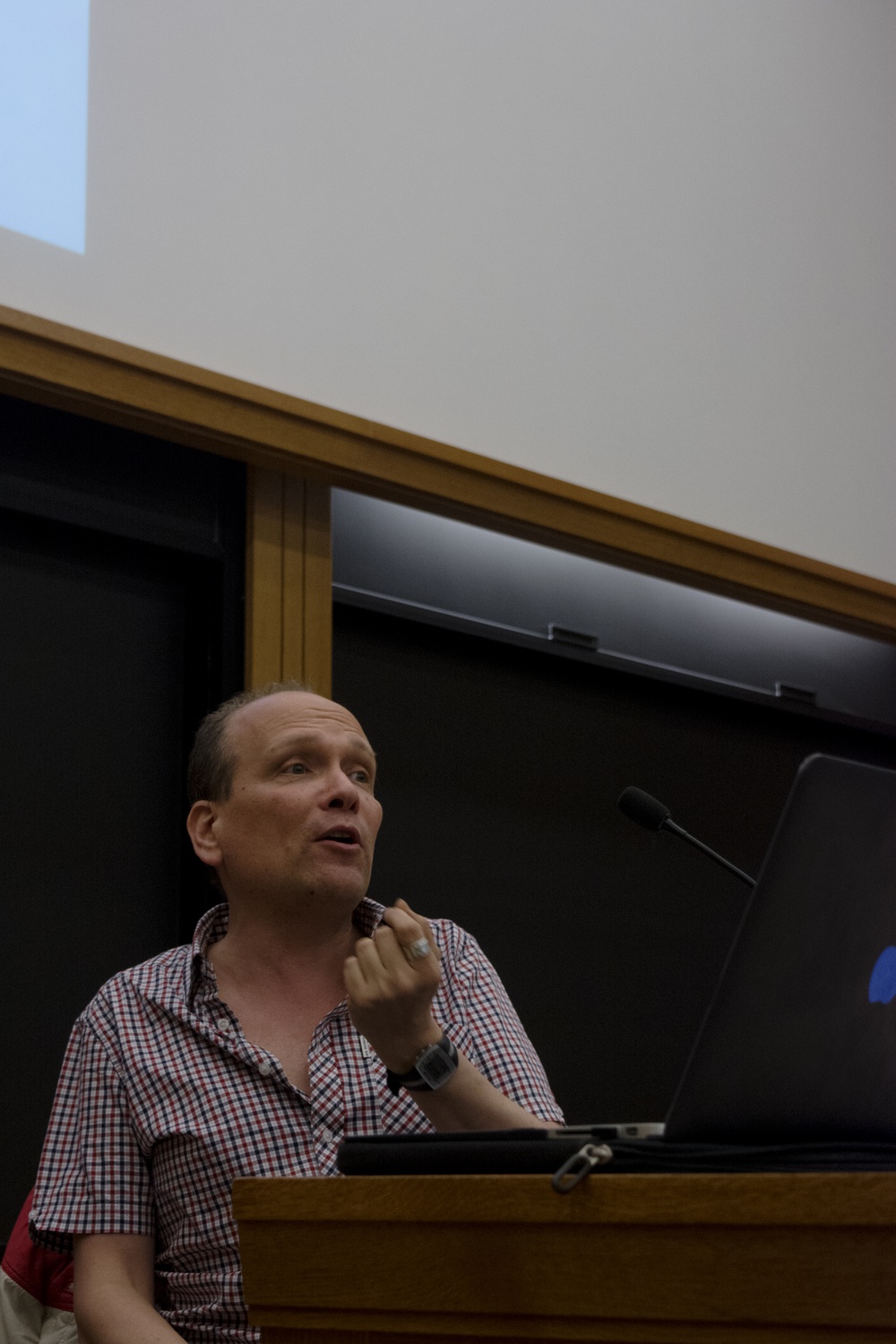 Aeyal M. Gross, a Harvard Law School alumnus and current Associate Professor at Tel Aviv University, discusses LGBT rights in Israel. The event, “When LGBT Rights Are used to Justify Occupation: How We Can Advocate Without Pinkwashing Oppression,” was organized by Harvard Law School Lambda, a community of students who identity as LGBTQ+.  
