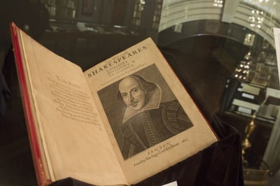 Cover image for Houghton Library Exhibit Brings Shakespeare to the Yard